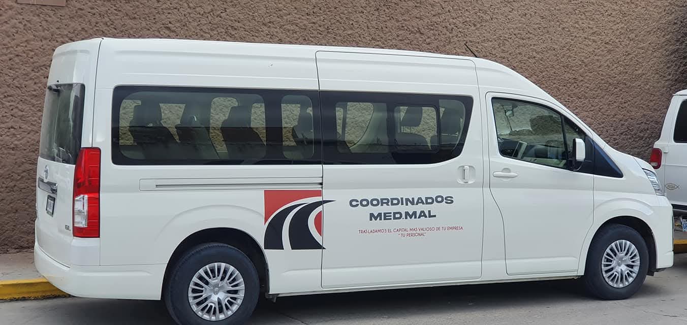 Vehículos Ejecutivos (4–7 pasajeros)